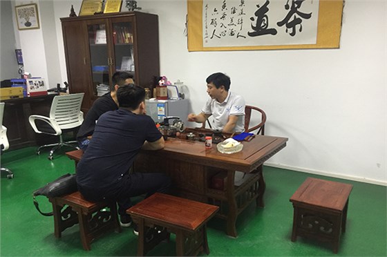 電子產(chǎn)品開模，就找深圳博騰納精密塑膠模具廠！