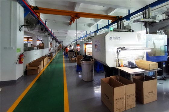 深圳塑膠模具制造廠——精工細(xì)作只為客戶滿意，博騰納竭誠(chéng)為您服務(wù)