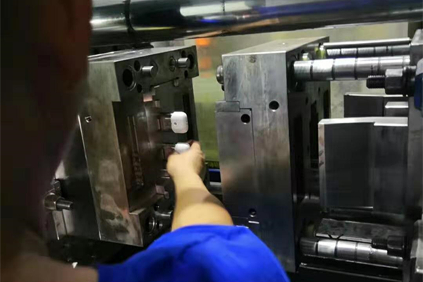 深圳塑膠模具廠——專注高品質私模定制的廠家，博騰納